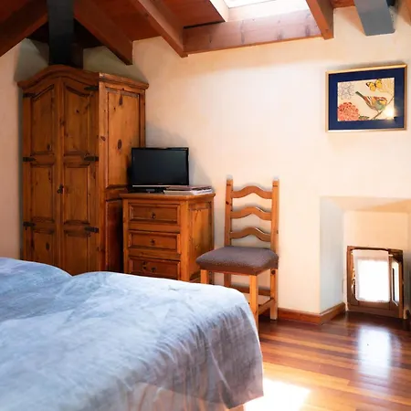 Rural Sucuevas Bed & Breakfast Llano-Con