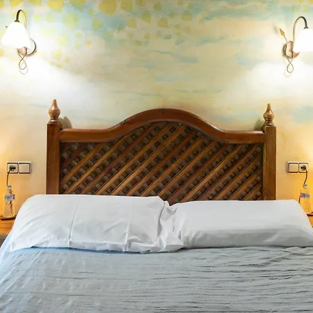 Rural Sucuevas Bed & Breakfast Llano-Con