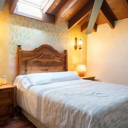 Rural Sucuevas Bed & Breakfast Llano-Con