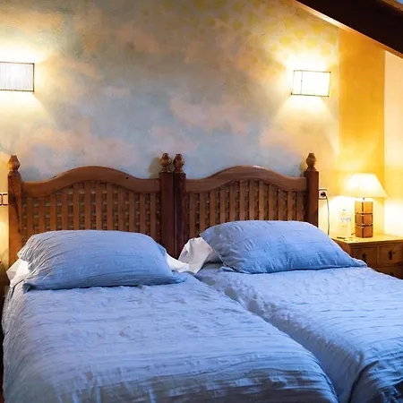 Bed & Breakfast Rural Sucuevas 3*